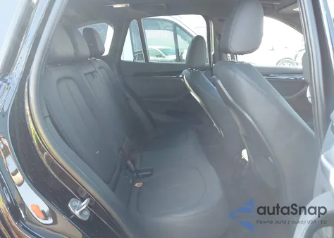 2017 BMW X1 xDrive28I z USA, uszkodzony, nr VIN WBXHT3C37H5F71846